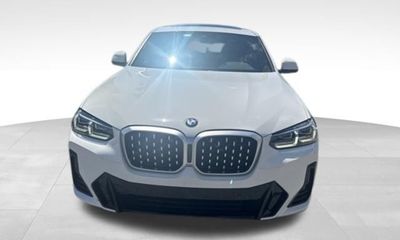 2023 BMW X4 xDrive30i
