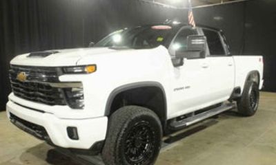2025 Chevrolet Silverado HD LT