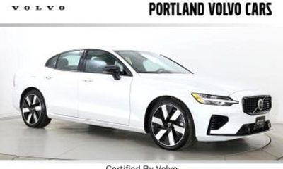 2025 Volvo S60 Plus Dark