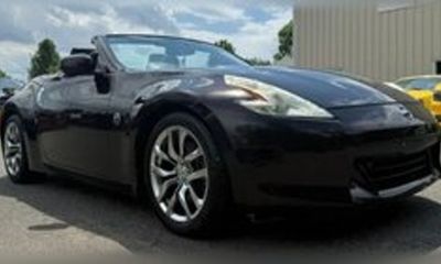 2010 Nissan 370Z Touring Roadster
