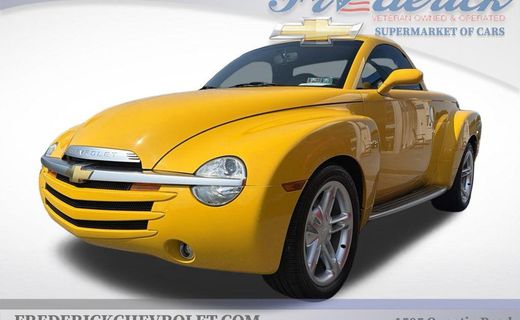 2004 Chevrolet SSR LS