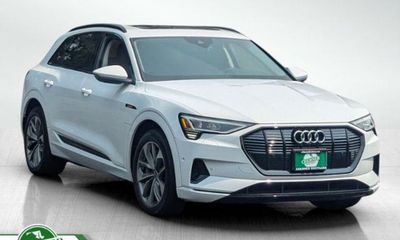 2021 Audi E-Tron Quattro Premium Plus