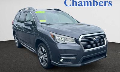2019 Subaru Ascent Limited 7 ES