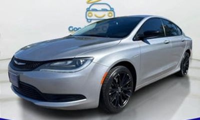 2017 Chrysler 200 LX