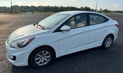 2014 Hyundai Accent GS GLS