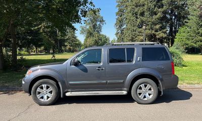 2012 Nissan Pathfinder S