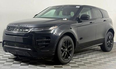 2026 Land Rover Range Evoque Dynamic SE