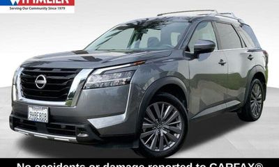 2023 Nissan Pathfinder SL