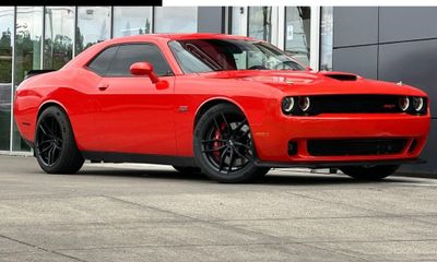 2016 Dodge Challenger SRT 392