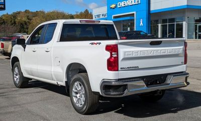 2024 Chevrolet Silverado LT L