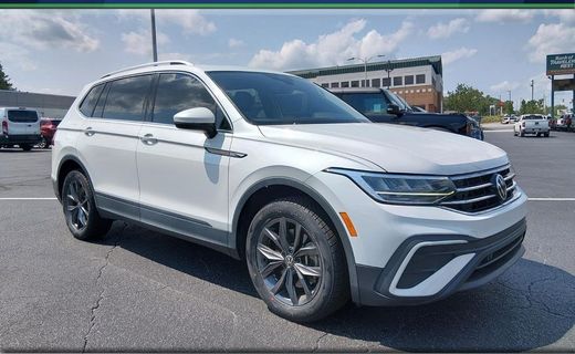2023 Volkswagen Tiguan SE