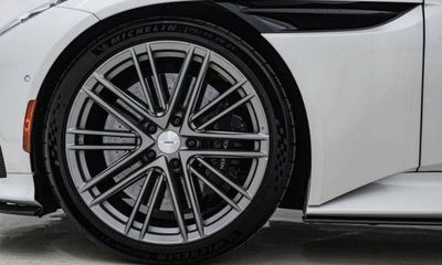 2024 Aston Martin DB12 Coupe