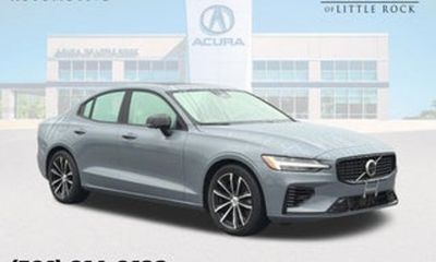 2023 Volvo S60 Plus Black Edition
