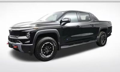 2026 Chevrolet Silverado 2TR