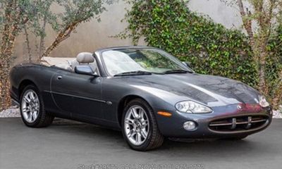 2001 Jaguar XK8