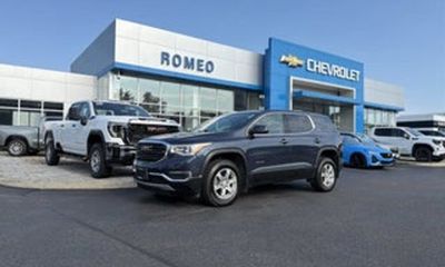 2018 GMC Acadia SLE 1