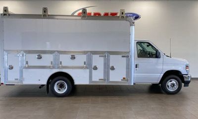 2026 Ford E-450 Base