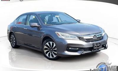 2017 Honda Accord Hybrid Touring
