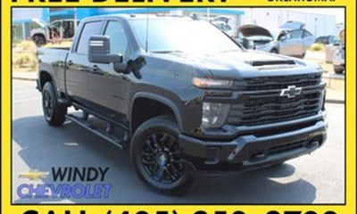 2026 Chevrolet Silverado HD Custom