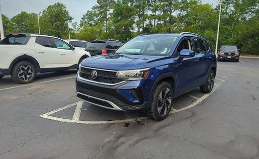 2024 Volkswagen Taos 4MOTION SE