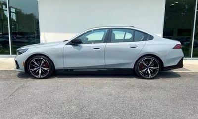 2024 BMW I5 M60