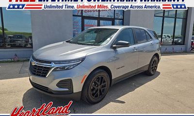 2023 Chevrolet Equinox LS