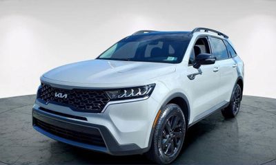 2023 Kia Sorento S