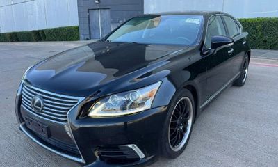 2015 Lexus LS 460