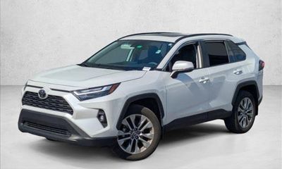 2024 Toyota RAV4 XLE Premium