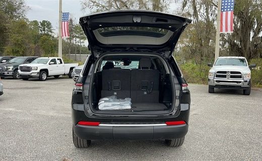 2021 Jeep Grand Cherokee L Laredo