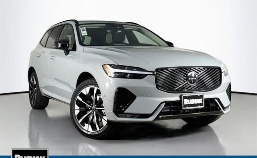 2026 Volvo XC60 Plus Dark