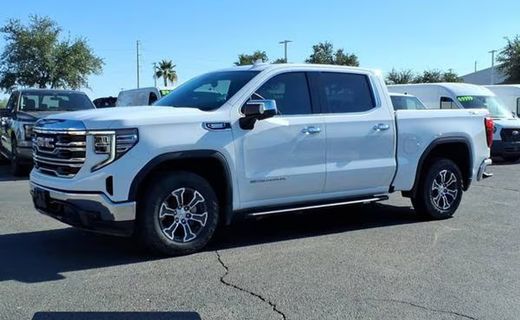 2023 GMC Sierra SLT