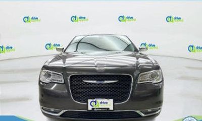 2016 Chrysler 300 Limited