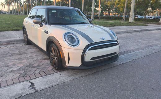 2023 Mini Hardtop Hatchback