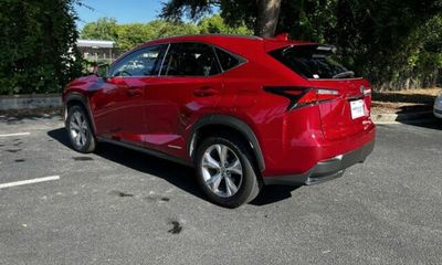 2017 Lexus NX 300H Luxury