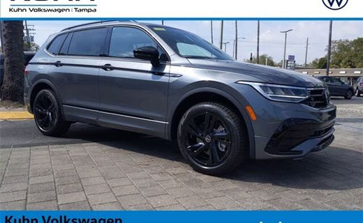 2023 Volkswagen Tiguan SE Black