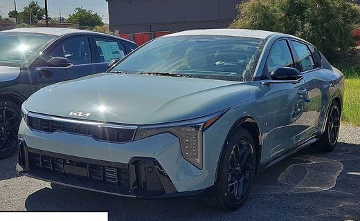 2026 Kia K4