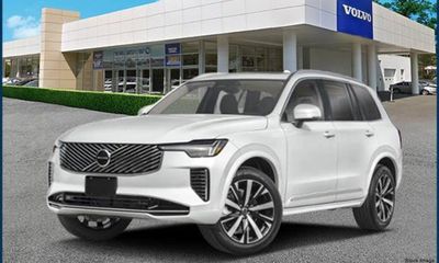 2026 Volvo XC90 Ultra Dark