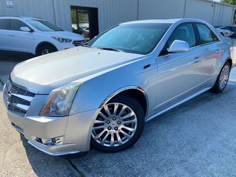 2011 Cadillac CTS — a typically priced live listing