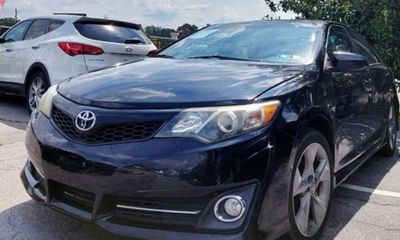 2012 Toyota Camry SE
