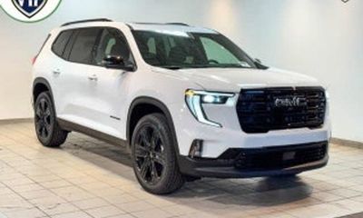 2026 GMC Acadia Denali