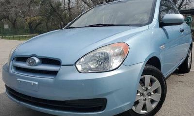 2010 Hyundai Accent GL