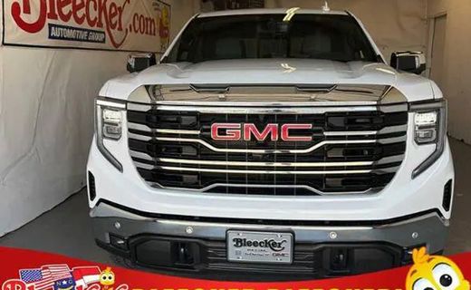 2026 GMC Sierra SLT