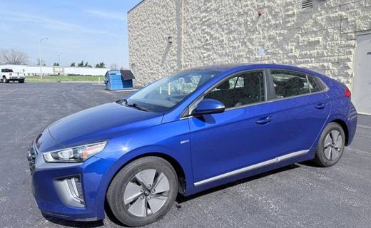 2020 Hyundai Ioniq SE