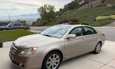 2006 Toyota Avalon