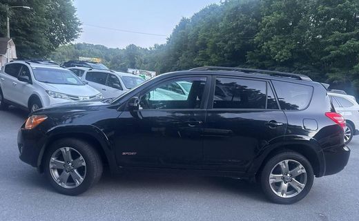 2011 Toyota RAV4 Sports