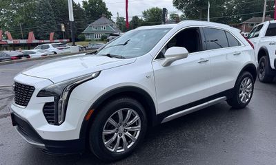 2019 Cadillac XT4 Premium Luxury