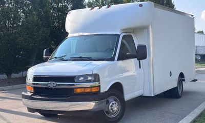 2017 Chevrolet Express 3500 159 Cutaway