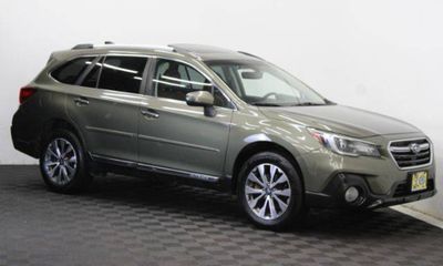 2018 Subaru Outback Touring M R
