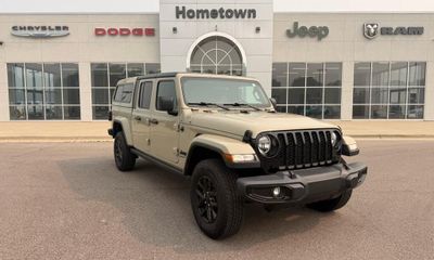 2022 Jeep Gladiator Sport